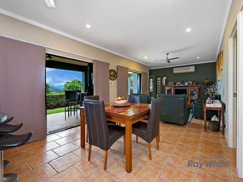 2 Jumna Close, Bentley Park QLD 4869
