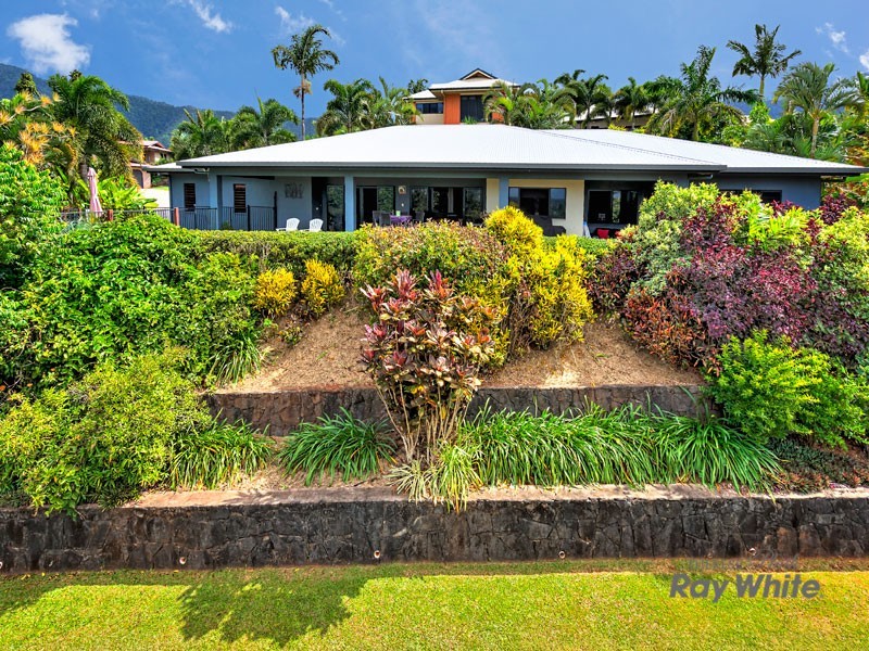 2 Jumna Close, Bentley Park QLD 4869