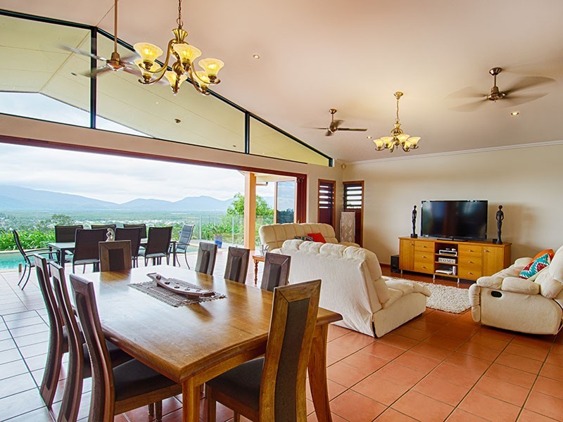 12 Hanah Close, Mount Sheridan QLD 4868