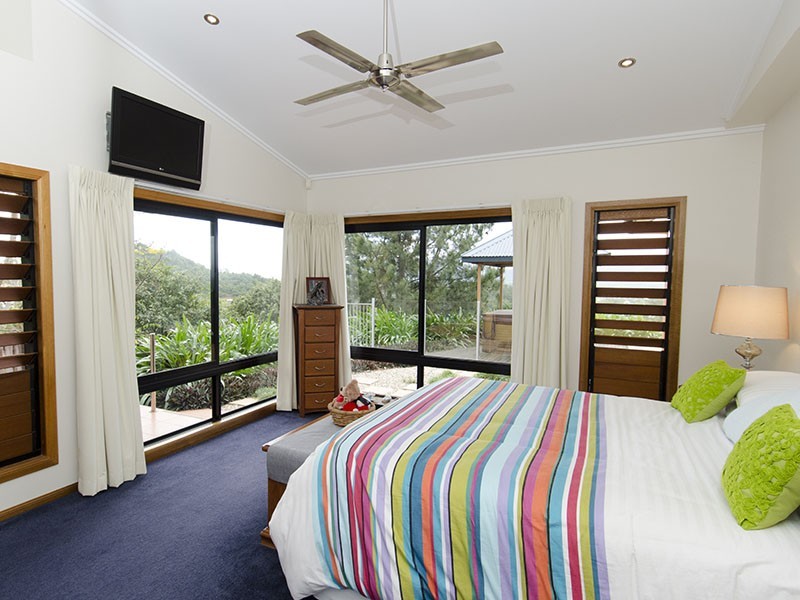 12 Hanah Close, Mount Sheridan QLD 4868