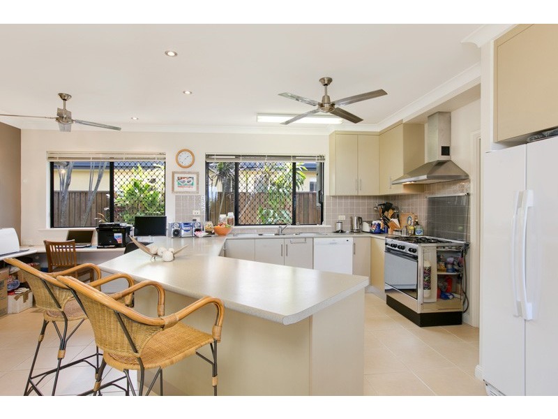 9 Wilmot Close, Edmonton QLD 4869