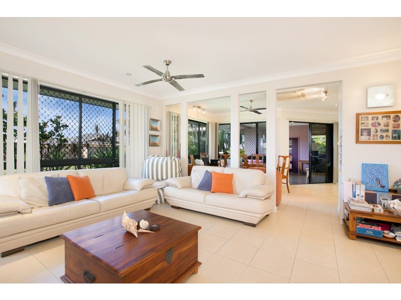 9 Wilmot Close, Edmonton QLD 4869