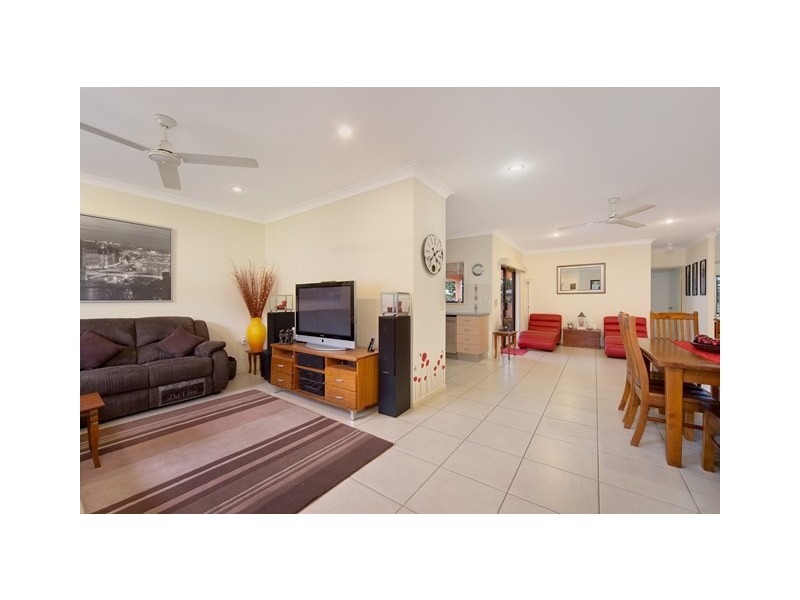 2 Tin Sang Close, Edmonton QLD 4869