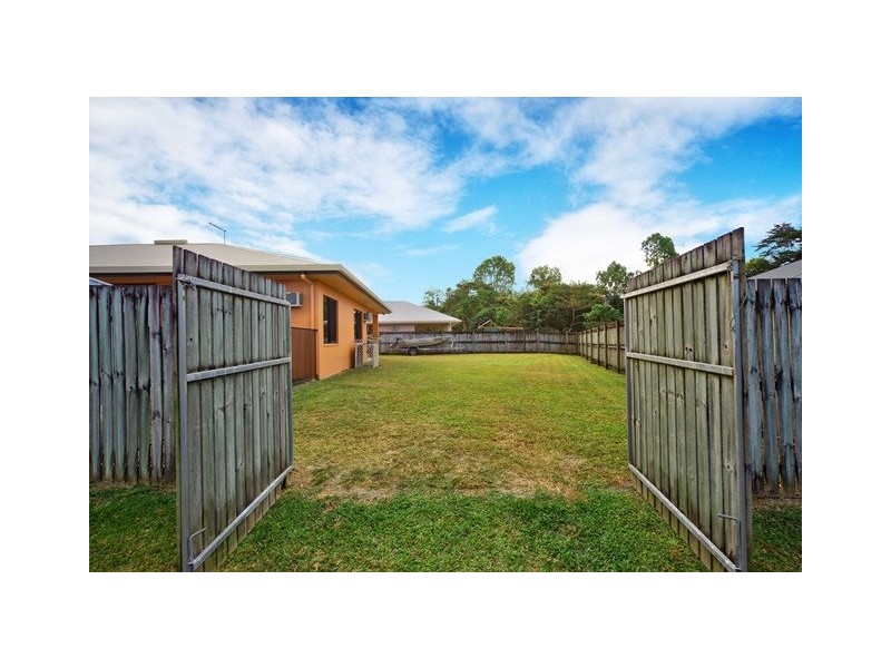 2 Tin Sang Close, Edmonton QLD 4869