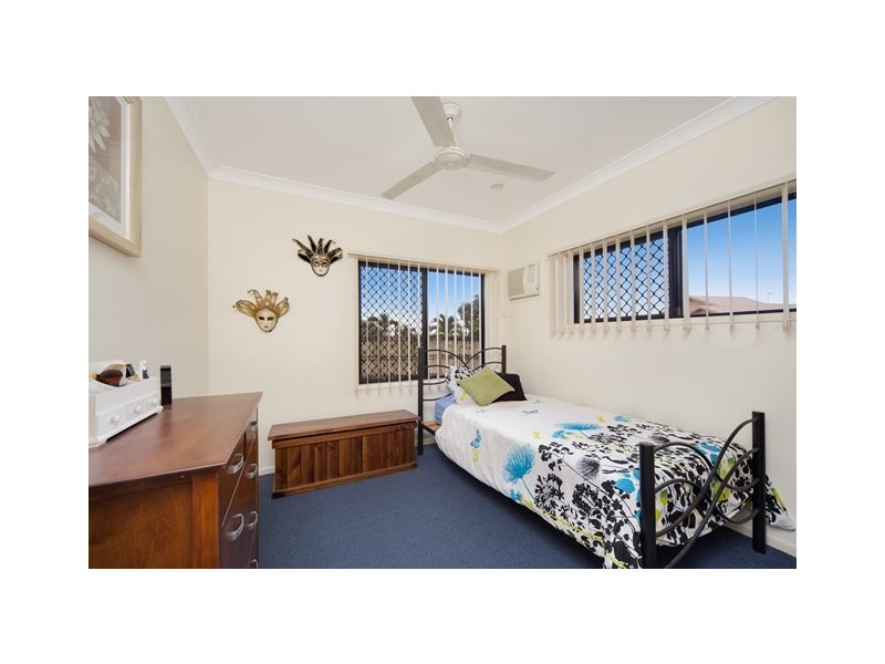 2 Tin Sang Close, Edmonton QLD 4869