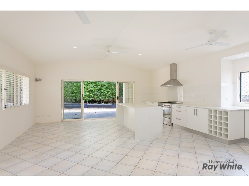 12 Bowen Street, Mount Sheridan QLD 4868