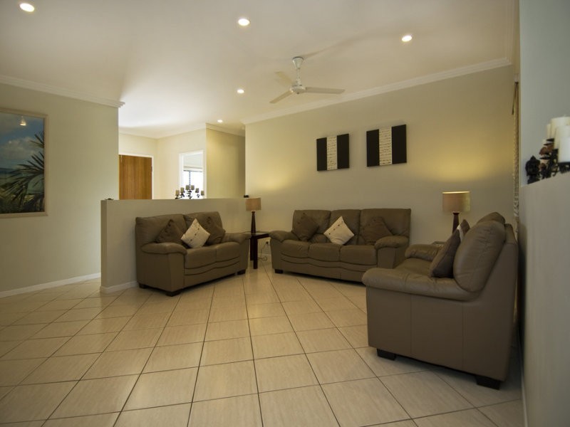 11 Potts Close, Edmonton QLD 4869