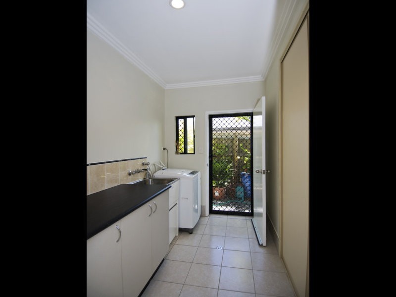 11 Potts Close, Edmonton QLD 4869