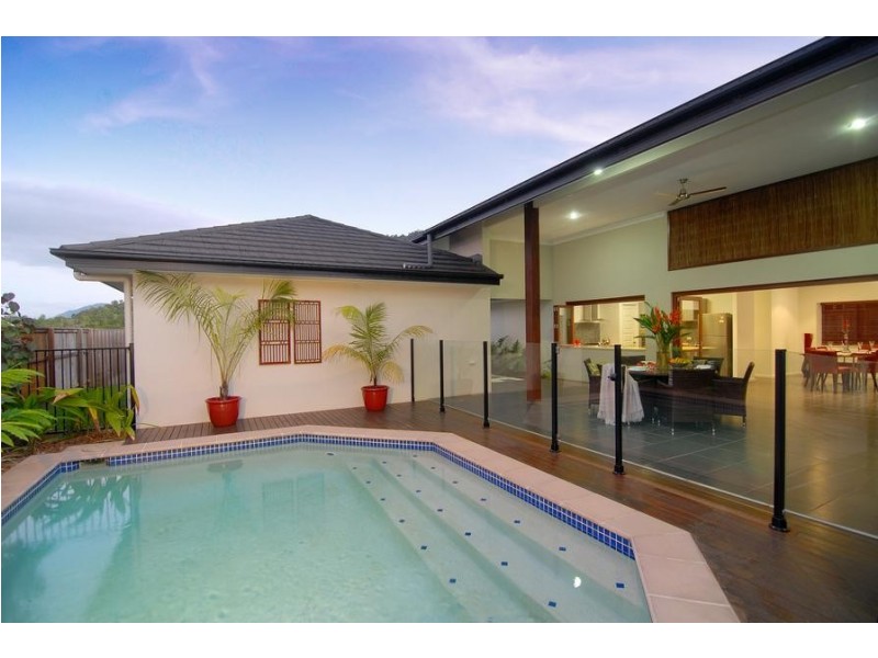 7 Bushlark Place, Smithfield QLD 4878