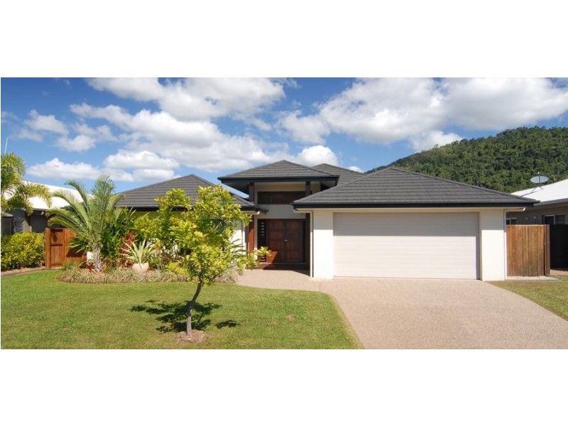 7 Bushlark Place, Smithfield QLD 4878