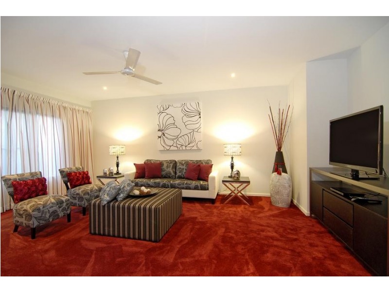 7 Bushlark Place, Smithfield QLD 4878