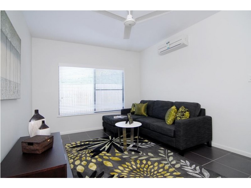 7 Bushlark Place, Smithfield QLD 4878