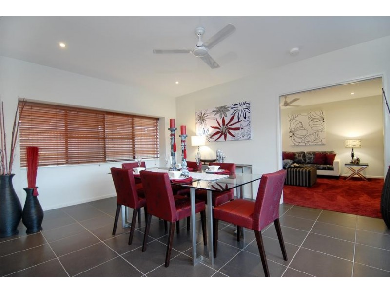 7 Bushlark Place, Smithfield QLD 4878