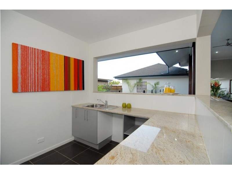 7 Bushlark Place, Smithfield QLD 4878