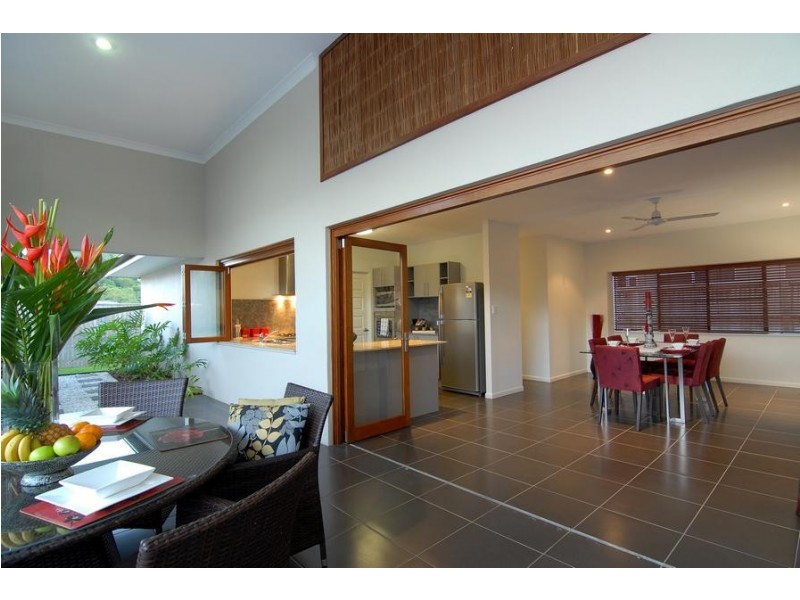 7 Bushlark Place, Smithfield QLD 4878