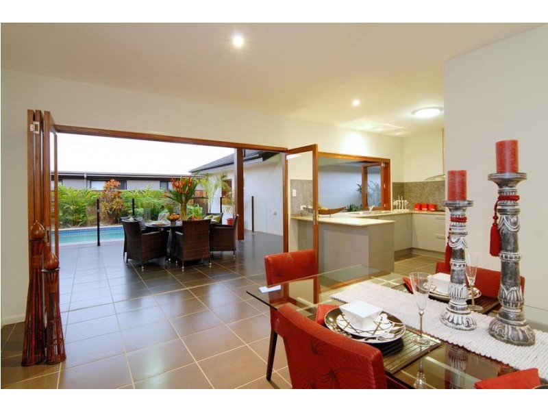 7 Bushlark Place, Smithfield QLD 4878