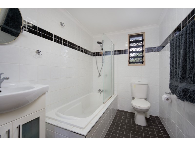 1-3 McKauge Street, Earlville QLD 4870