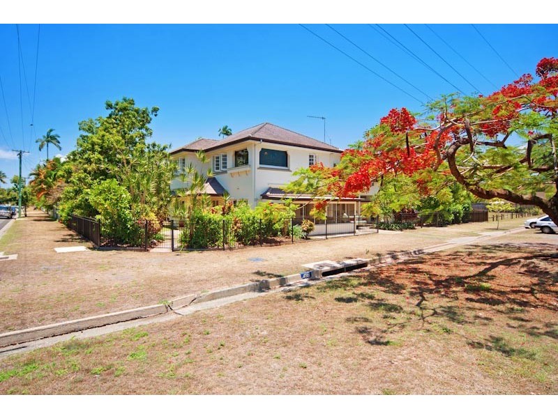 91 Digger Street, Cairns North QLD 4870