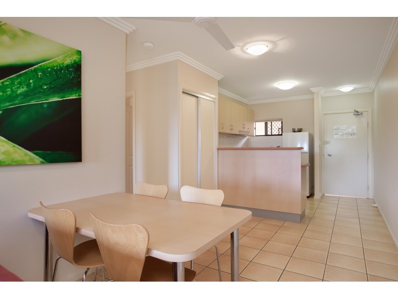 11/39 Digger Street, Cairns North QLD 4870