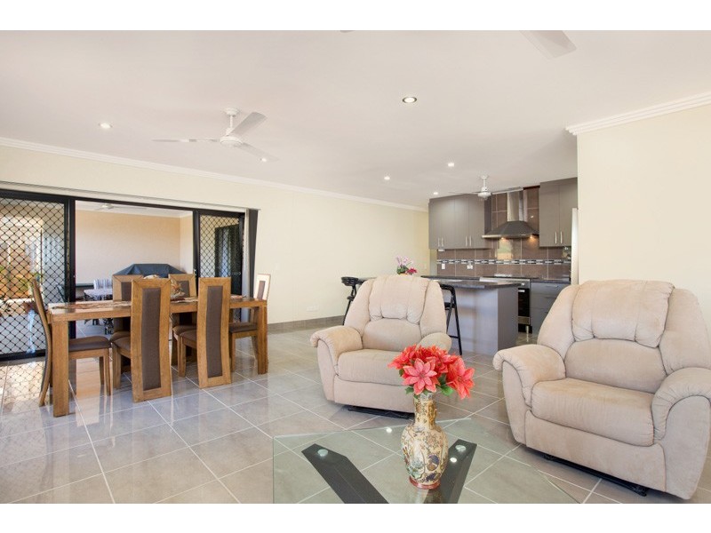 39 Treetop Drive, Mount Sheridan QLD 4868