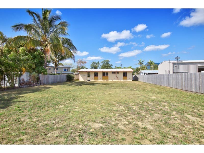 66 Birch Street, Manunda QLD 4870