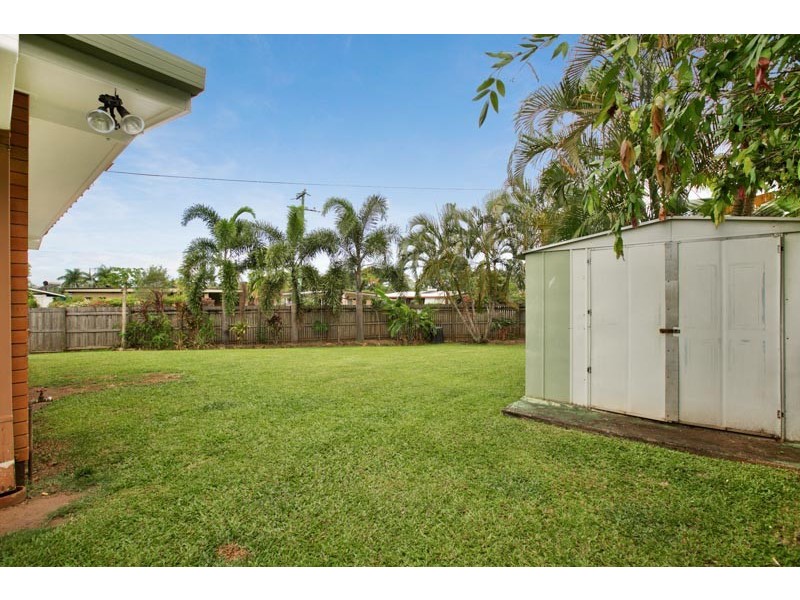 16 Agate Street, Bayview Heights QLD 4868