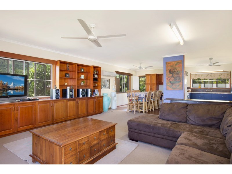 37 Fairview Street, Bayview Heights QLD 4868