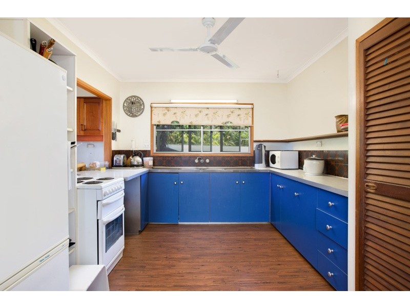 37 Fairview Street, Bayview Heights QLD 4868