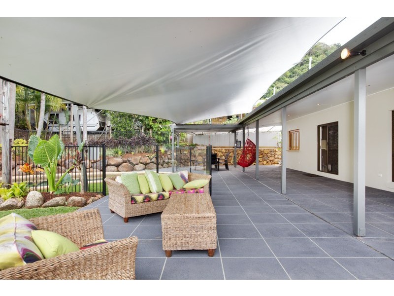 15 Curlewis Close, Brinsmead QLD 4870