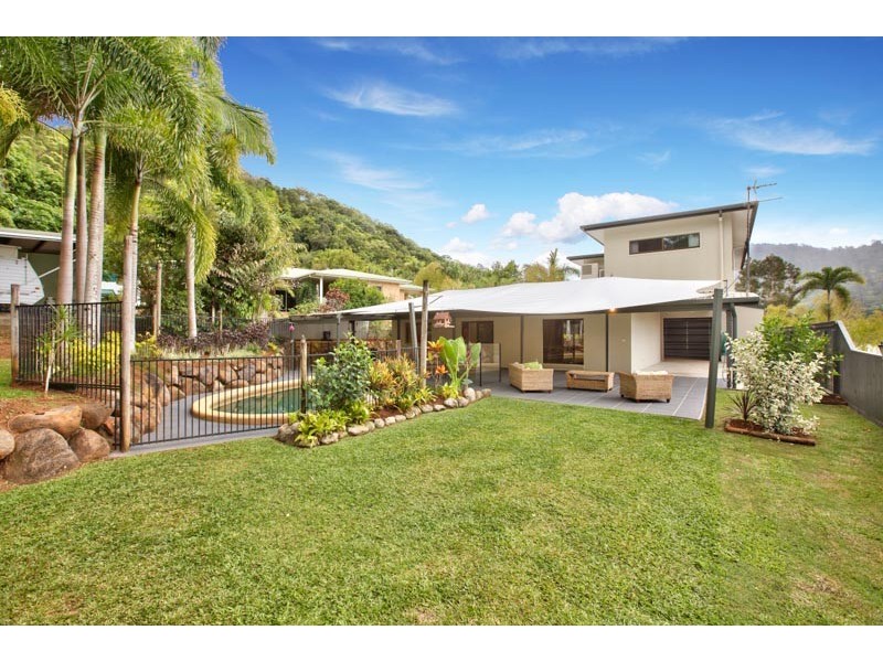 15 Curlewis Close, Brinsmead QLD 4870