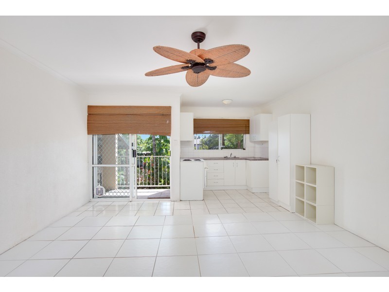 7/8 Nelson Street, Bungalow QLD 4870