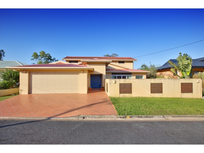 24 Koppen Terrace, Mooroobool QLD 4870