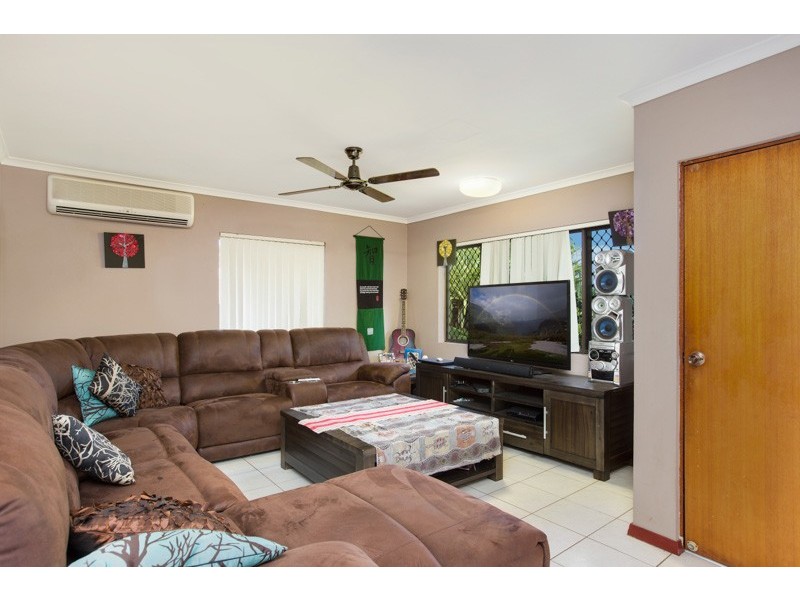 37 Vista Street, Bayview Heights QLD 4868