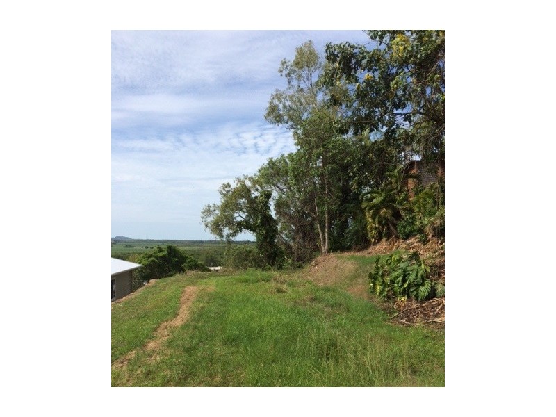 24 Behan Street, Stratford QLD 4870