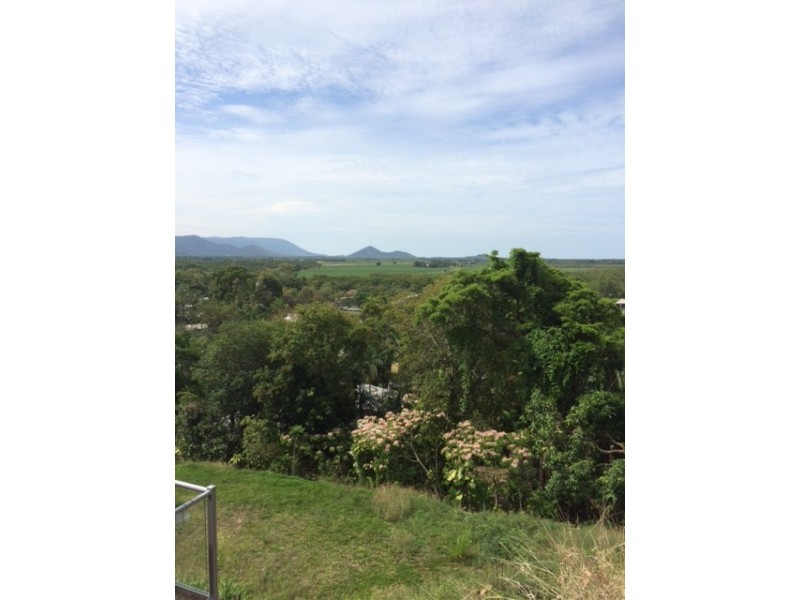 24 Behan Street, Stratford QLD 4870