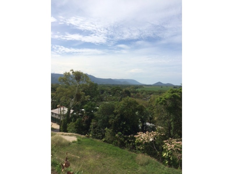 24 Behan Street, Stratford QLD 4870