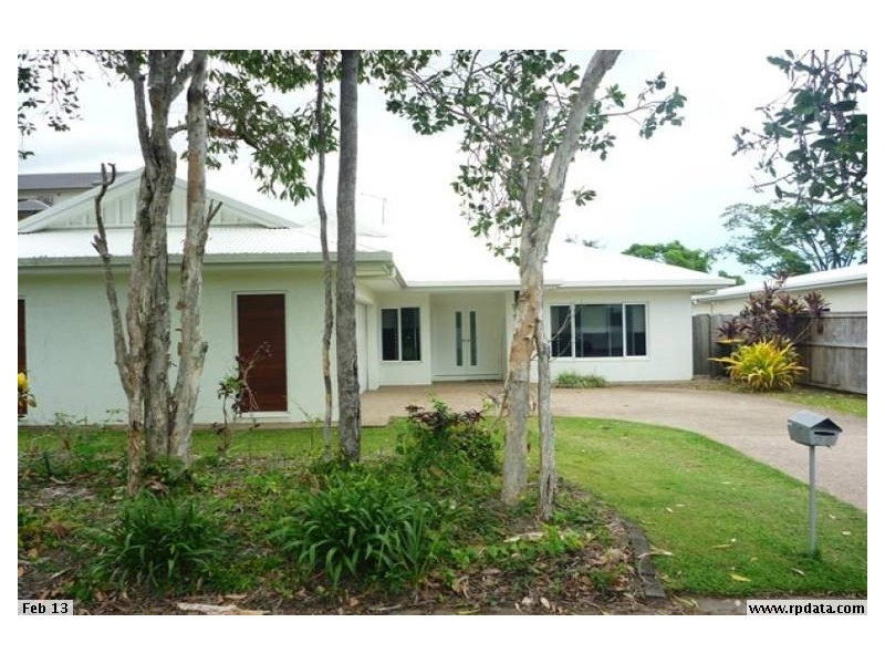 Clifton Beach QLD 4879
