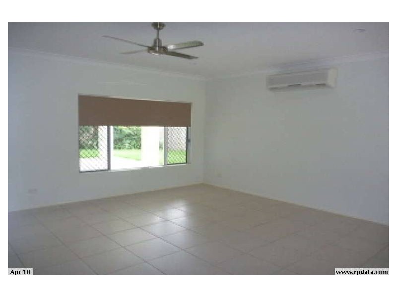 Clifton Beach QLD 4879