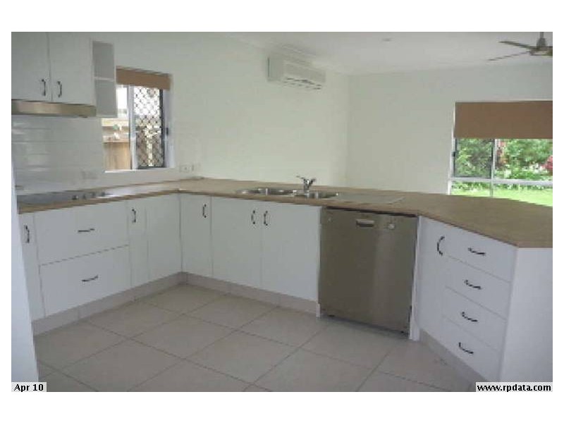 Clifton Beach QLD 4879
