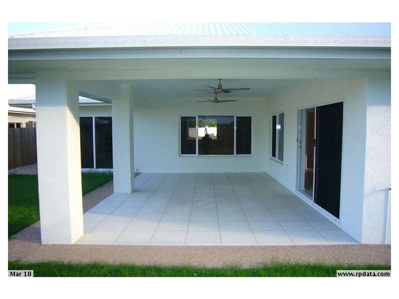 Clifton Beach QLD 4879