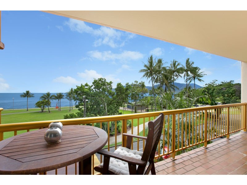 17/249 Esplanade, Cairns North QLD 4870