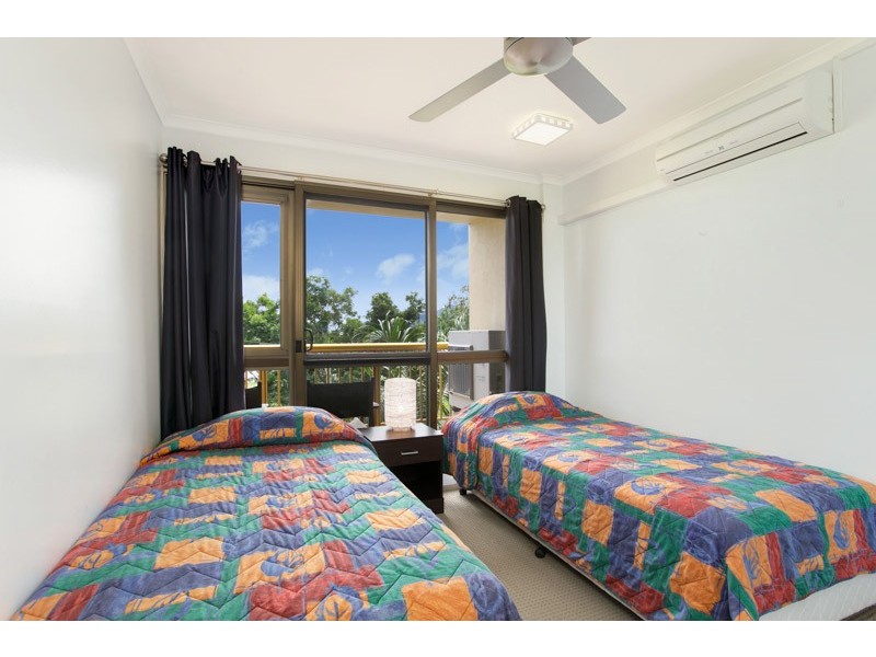 17/249 Esplanade, Cairns North QLD 4870