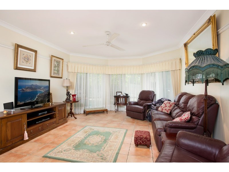 5 Senate Street, Bentley Park QLD 4869