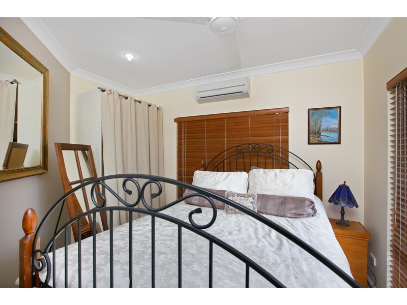 5 Senate Street, Bentley Park QLD 4869