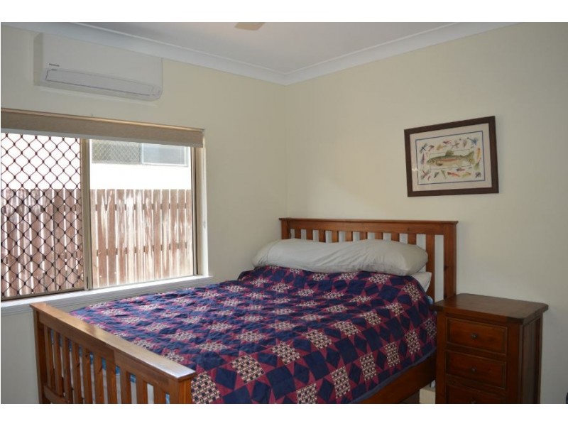 5 Senate Street, Bentley Park QLD 4869