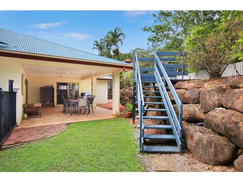 5 Senate Street, Bentley Park QLD 4869