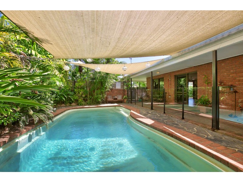 32 Rigg Street, Woree QLD 4868