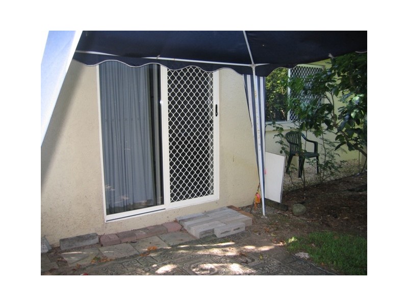 Machans Beach QLD 4878