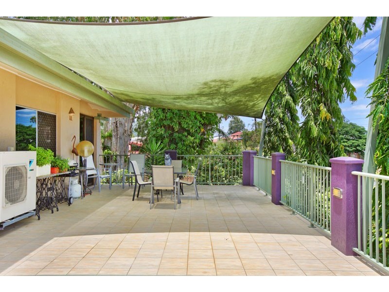 11 Koppen Terrace, Mooroobool QLD 4870