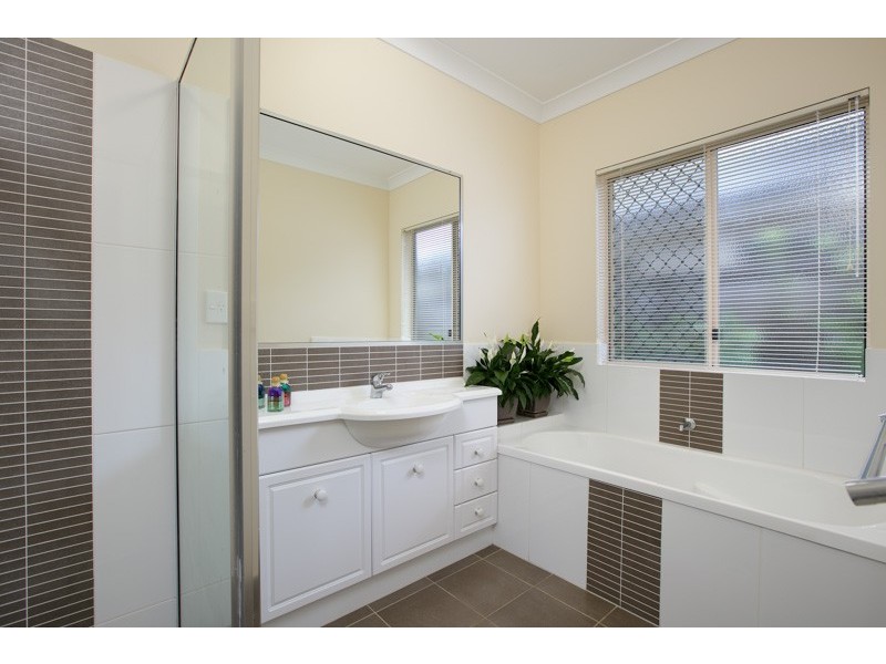 27 Woodrose Drive, Mount Sheridan QLD 4868